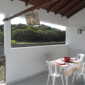  Hébergement de vacances Chez Tatie Juju Guadeloupe